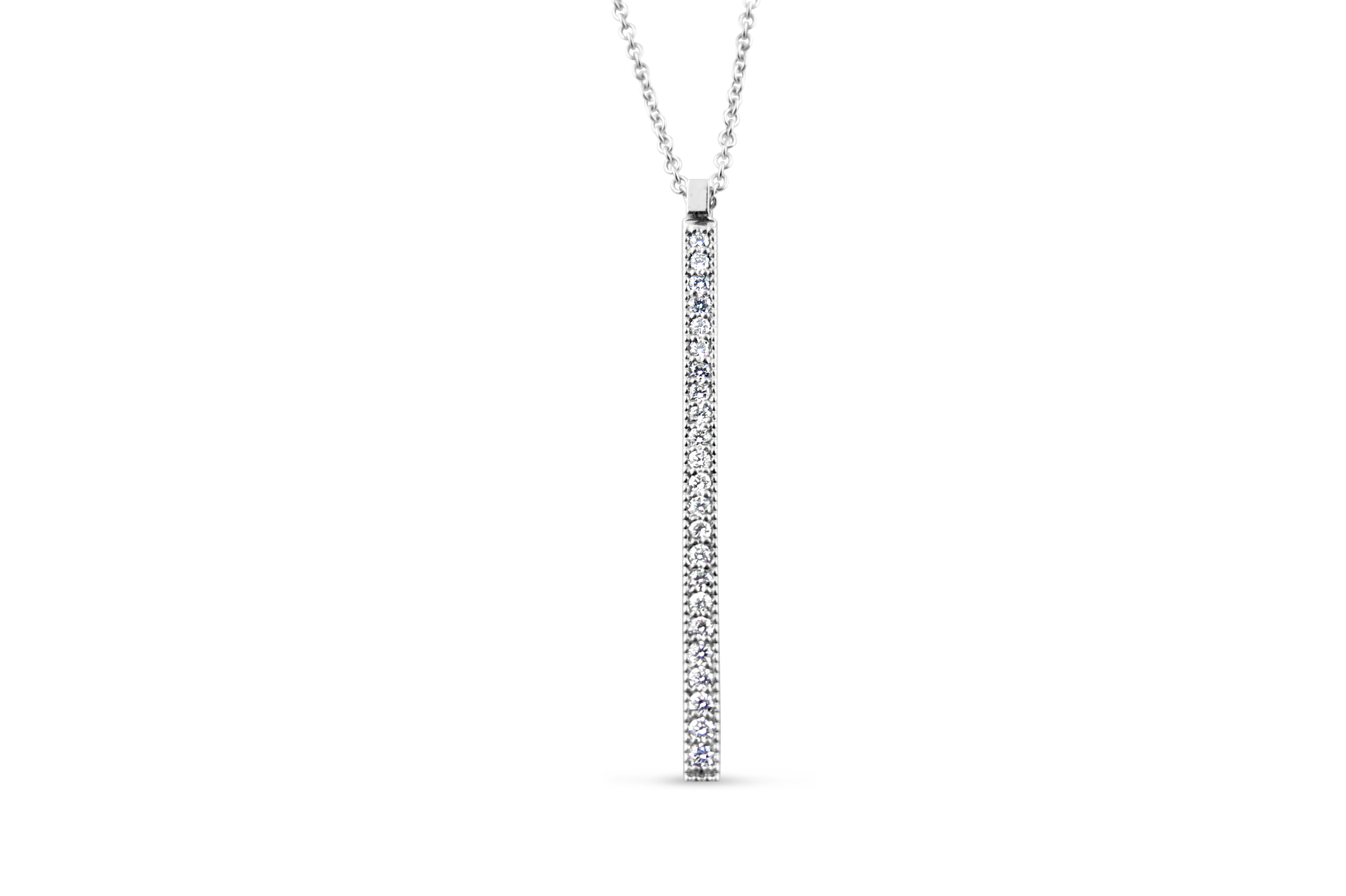 Glowing Hearts Diamonds 10k Gold 1.0 Cttw Lab Grown Diamond Curve Necklace  | Galeries de la Capitale